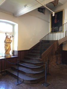 Staircase and statue